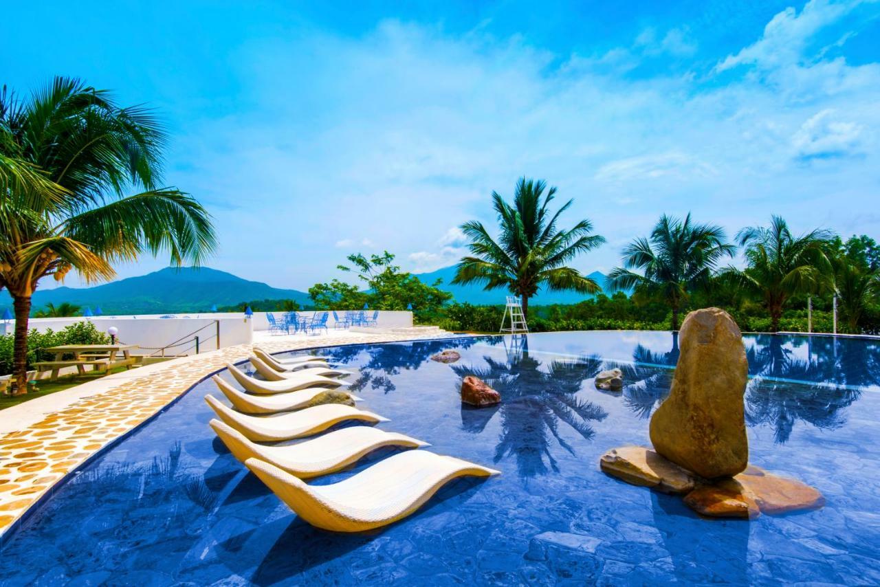 Ai World Park And Resorts Bacungan Exterior photo
